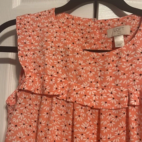 LOFT sleeveless flowy top in size XXSP  NWOT - Picture 3 of 8